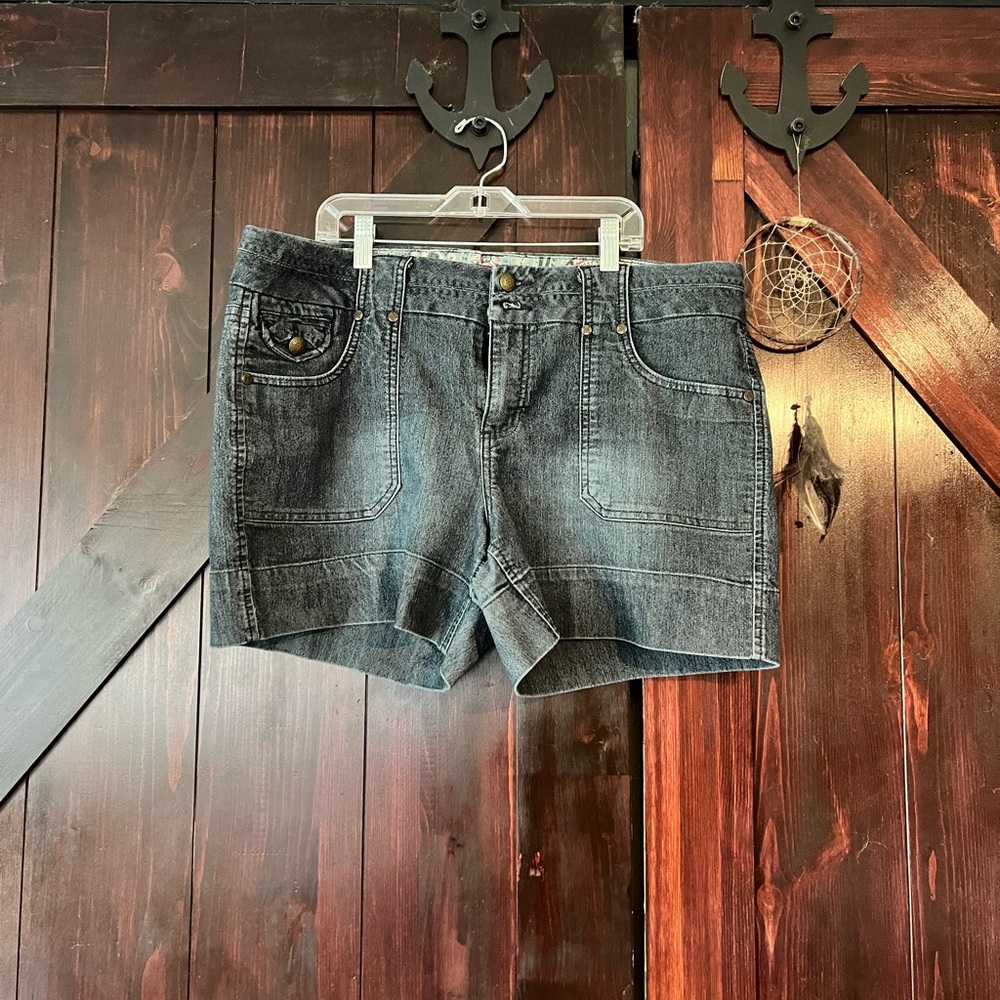 One 5 One denim shorts size 14